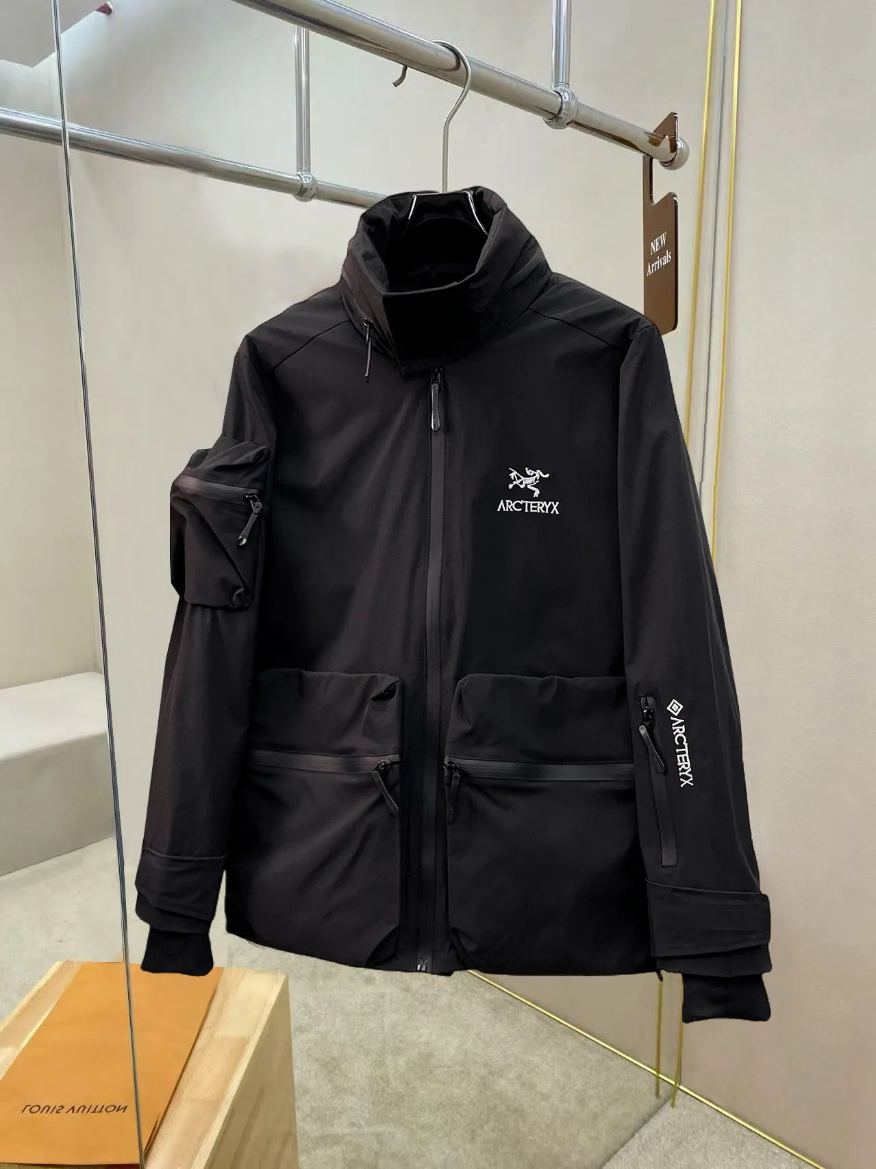 Same Style， ， 2026 New Arrival ， Original Premium Breathable ， ， ， Quality。 ， Sizes：M～3XL